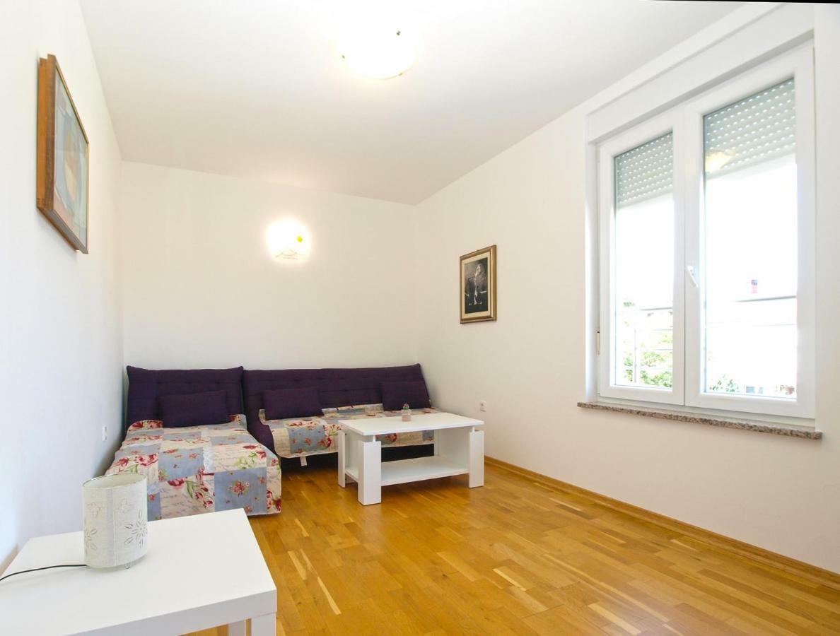 Apartments Majda 1932 Fažana Kültér fotó