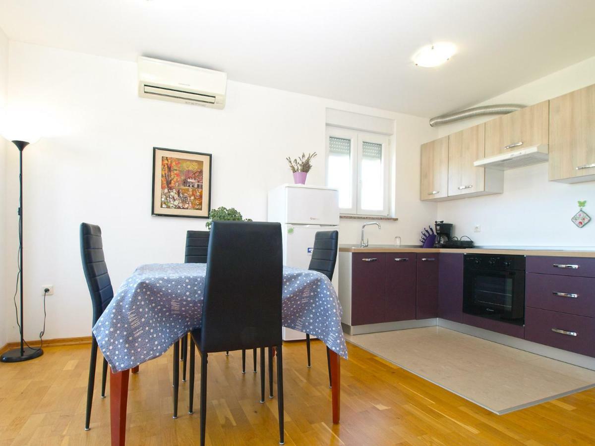 Apartments Majda 1932 Fažana Kültér fotó